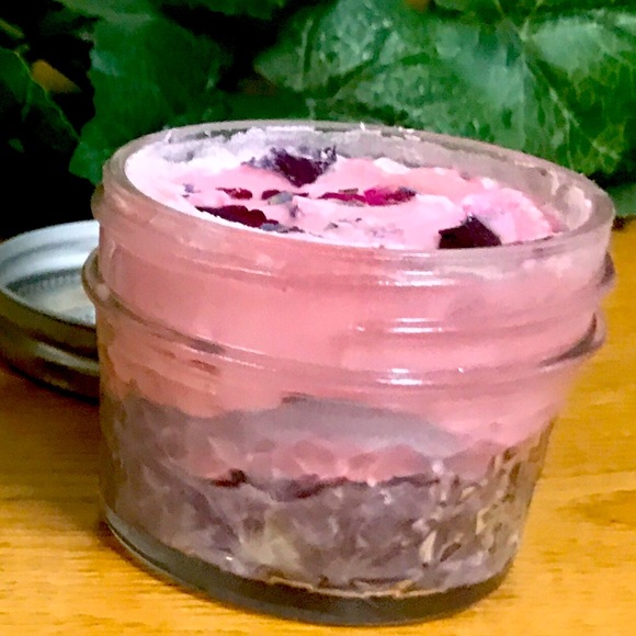 Moisturizing Organic Raspberry and Lavender with oatmeal and honey Shea butter - Picture 2 of 2